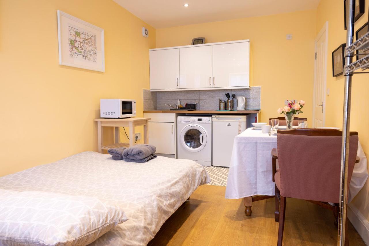London Vegetarian Smoke & Pet Free En-Suite With Ev Parking エッジウェア エクステリア 写真