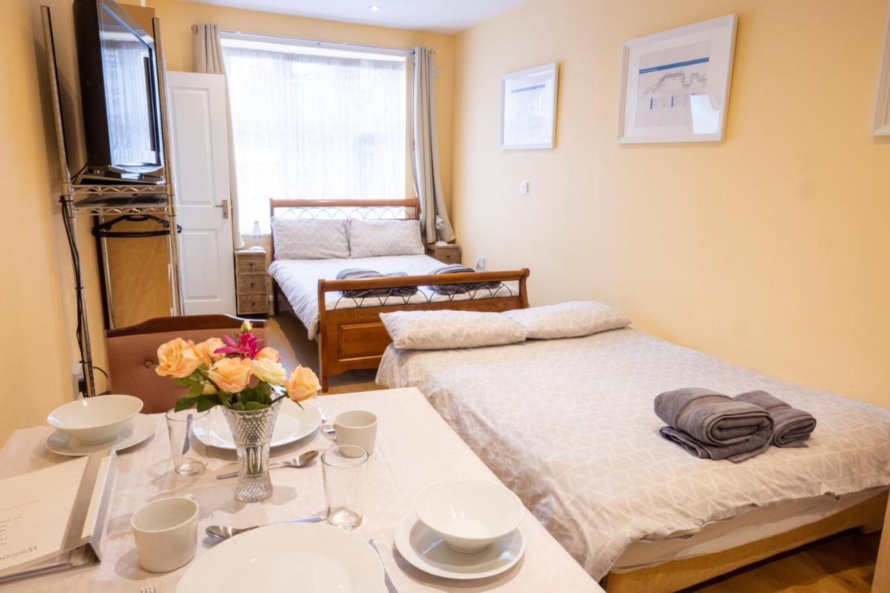 London Vegetarian Smoke & Pet Free En-Suite With Ev Parking エッジウェア エクステリア 写真