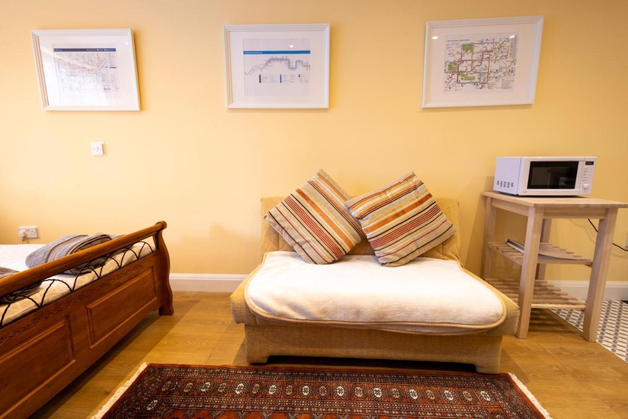 London Vegetarian Smoke & Pet Free En-Suite With Ev Parking エッジウェア エクステリア 写真