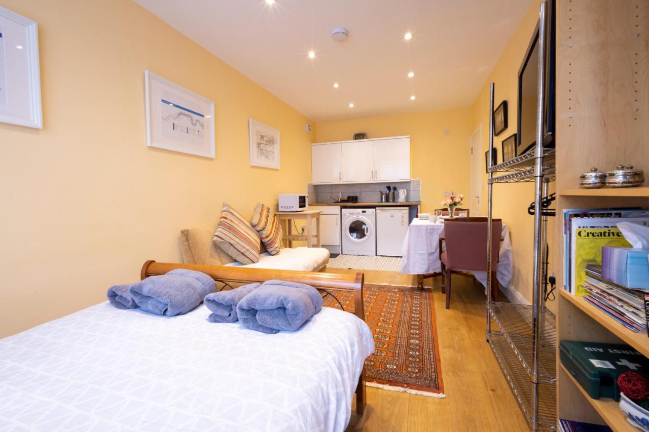 London Vegetarian Smoke & Pet Free En-Suite With Ev Parking エッジウェア エクステリア 写真