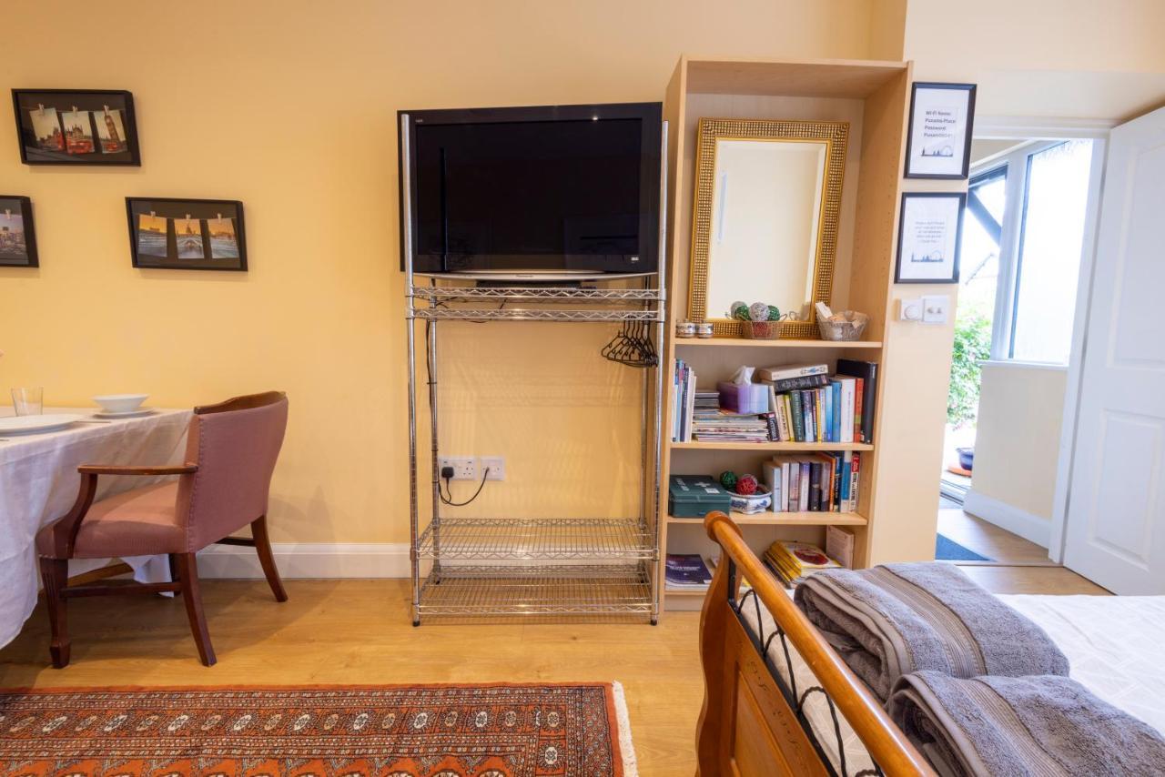London Vegetarian Smoke & Pet Free En-Suite With Ev Parking エッジウェア エクステリア 写真